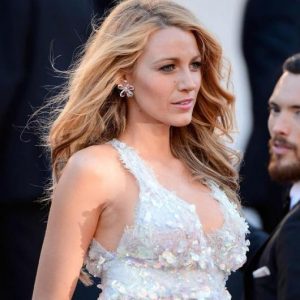 blake_lively_530_530 - ΝΕΑ Τηλεόραση Κρήτης