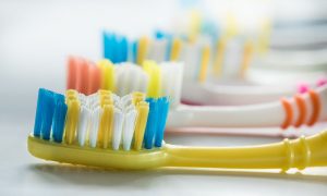 bigstock-Colorful-Toothbrushes-Are-Very-119136920 - ΝΕΑ Τηλεόραση Κρήτης